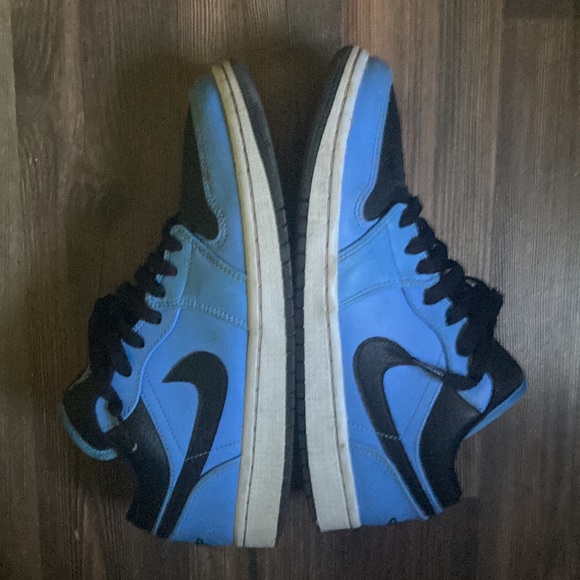 Air Jordan 1 for sale - Picture 3 of 3